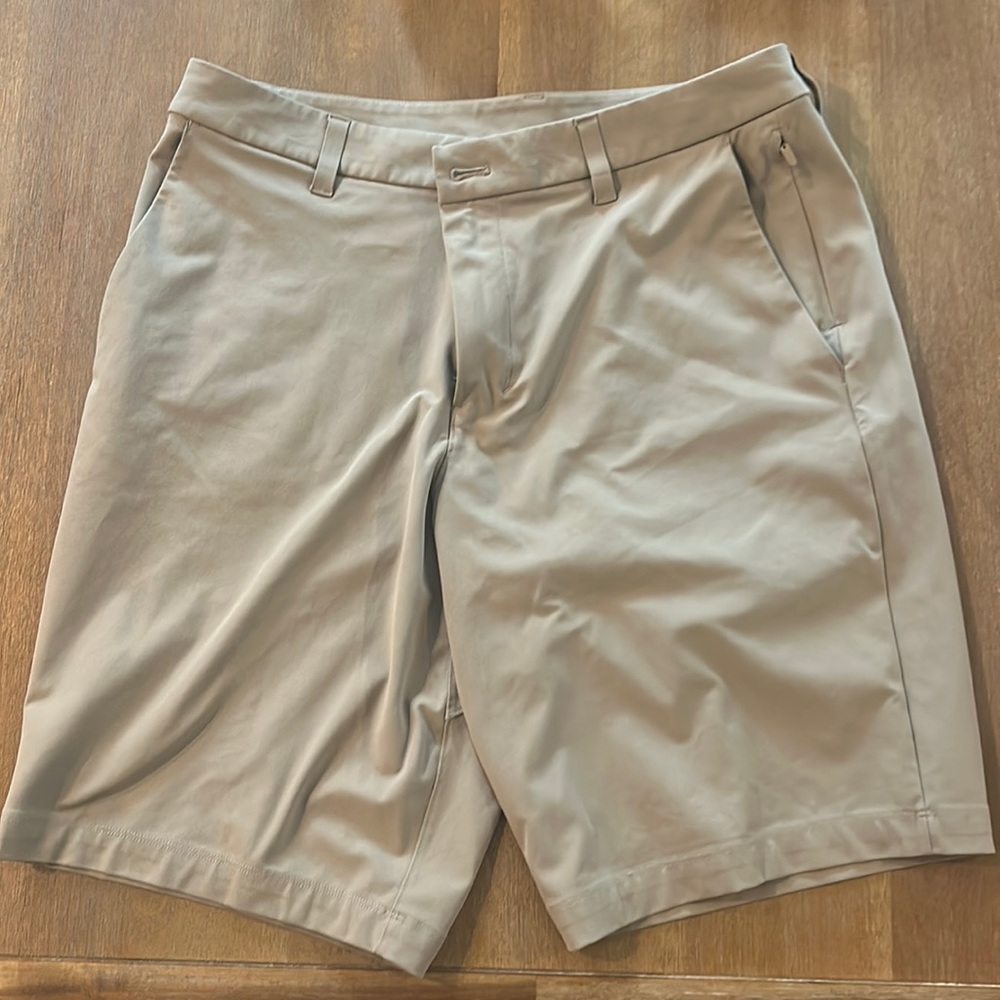 Lululemon khaki shorts